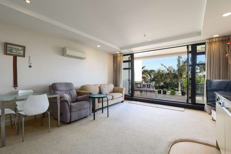 Apt 111, The Sands, Bisley Avenue Moana_5