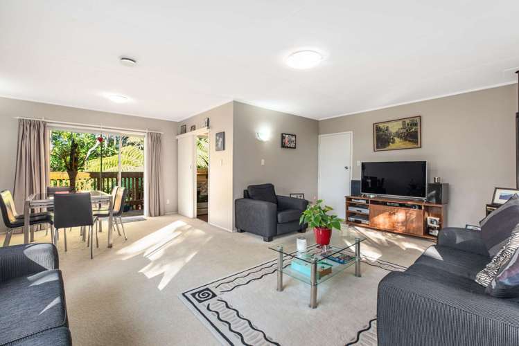 203 Woodlands Park Road Titirangi_12