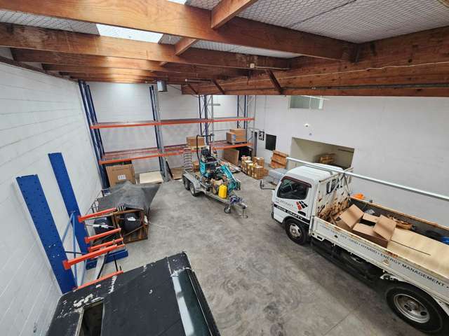 Unit E/4 Manga Road Silverdale_2