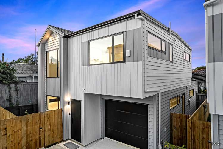 15,17&19 Quibray Place Botany Downs_18