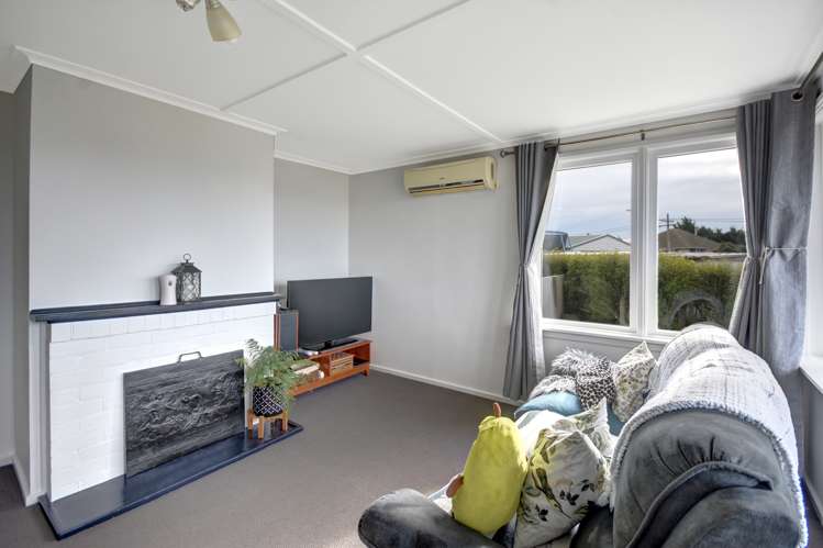 146 Riselaw Road Calton Hill_5