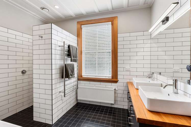 16 Brewster Street Bluff Hill_27