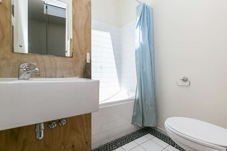 16/185 Tasman Street Mount Cook_10