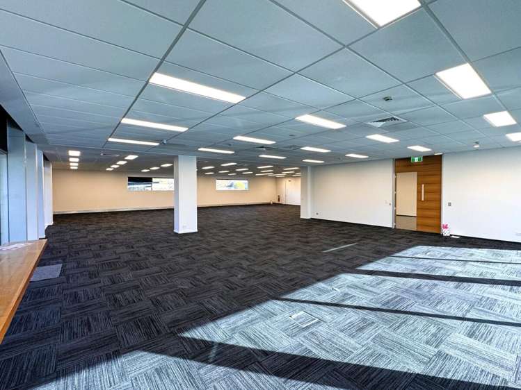 7 Show Place Addington_6