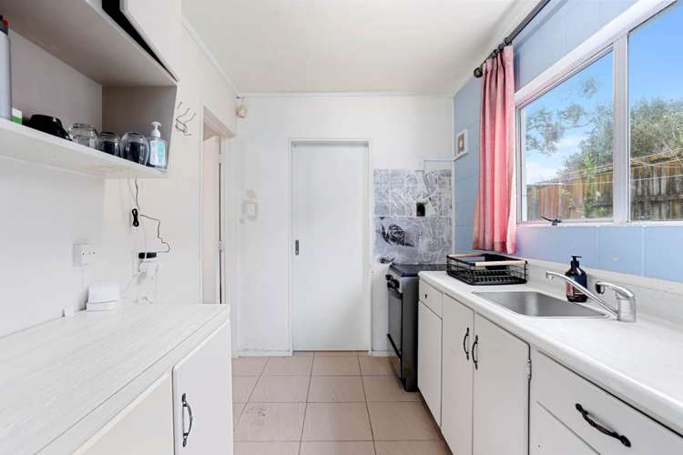 2/78 West Coast Road Glen Eden_5