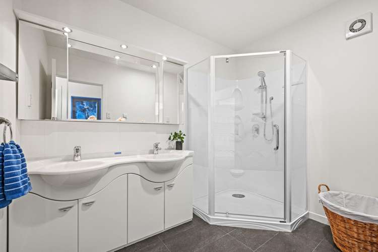 21 Muritai Terrace Mount Pleasant_33