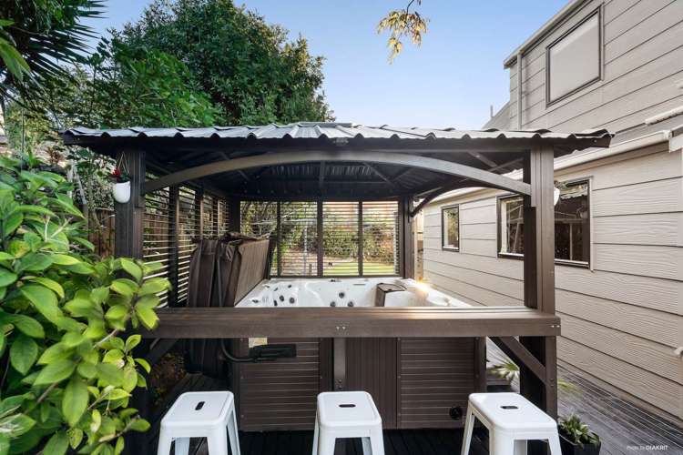 27 Rakaia Rise Clover Park_10