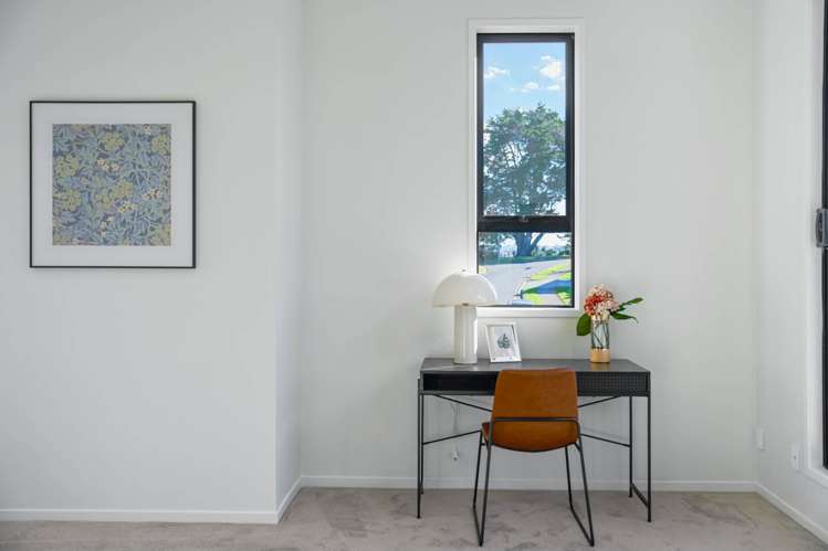 80 Medallion Drive Oteha_18