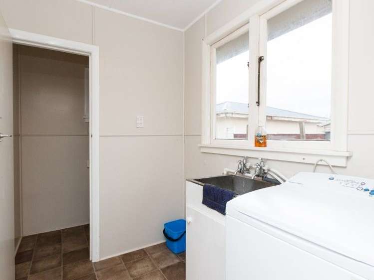 19 Milton Street Roslyn_10