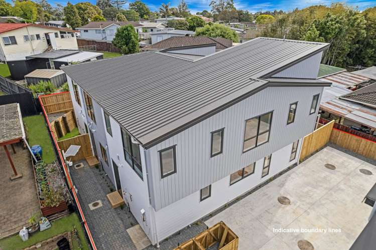 42d Burbank Avenue_3