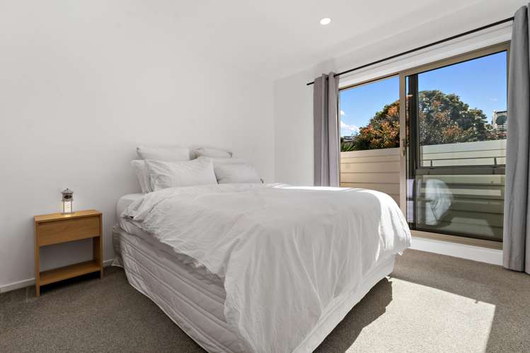 13/21 Hunters Park Drive Three Kings_9