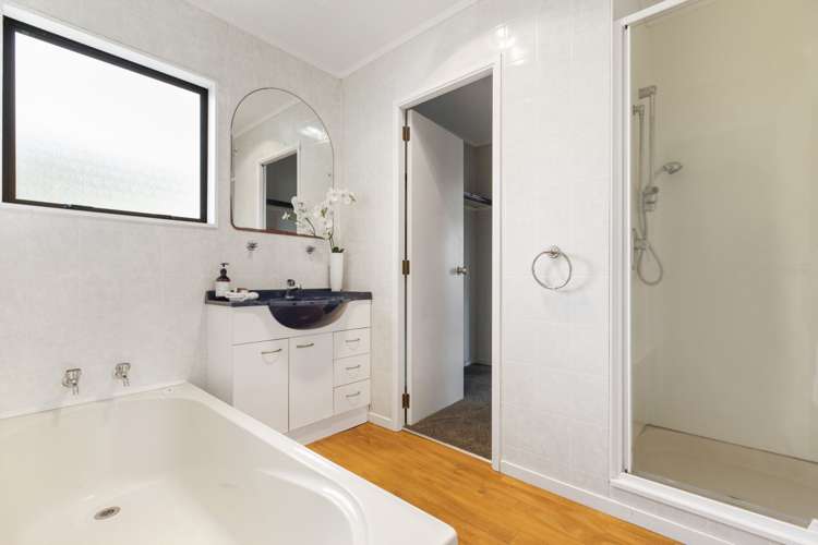 3 Meadowvale Rise Titirangi_12