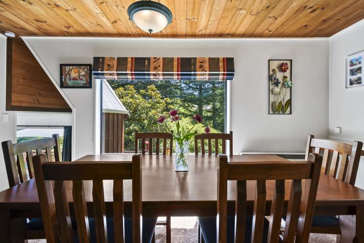 43 Springdale Grove Fitzherbert_8