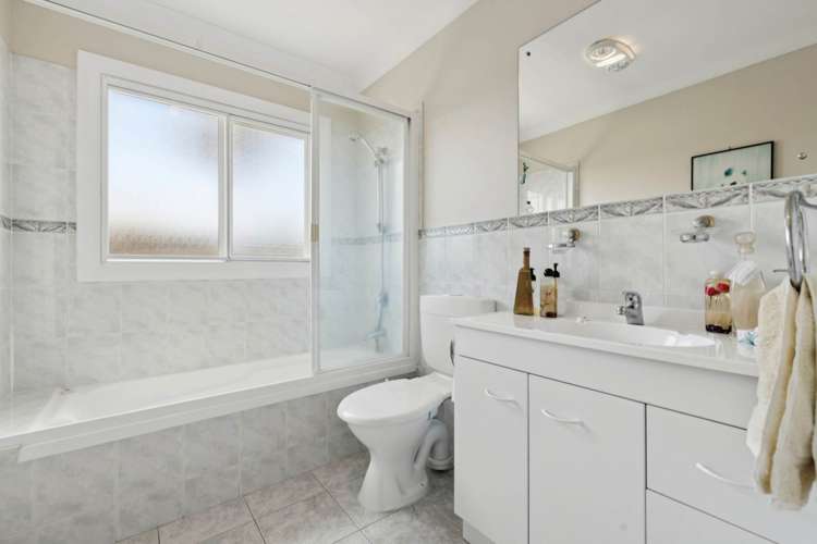 29 Broadhurst Road Flat Bush_10