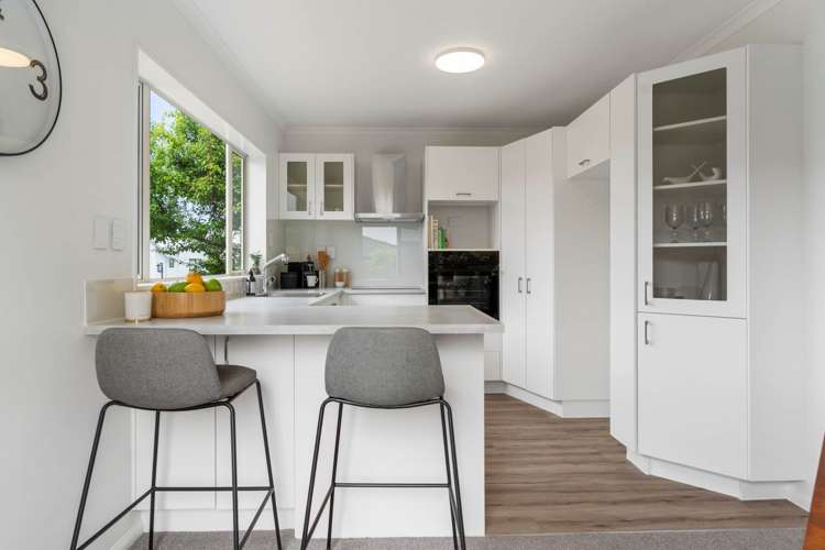 79 Elan Place Stanmore Bay_5