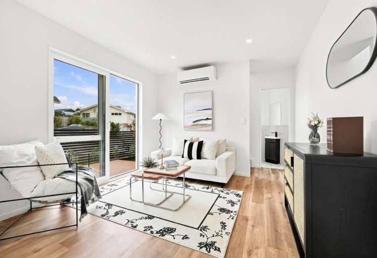 1/37 Archmillen Avenue Pakuranga Heights_13