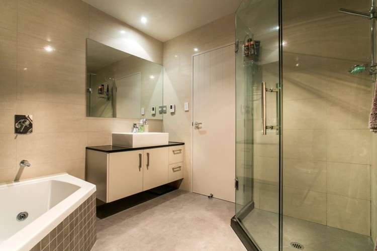 28 Huntington Park Drive Greenhithe_10