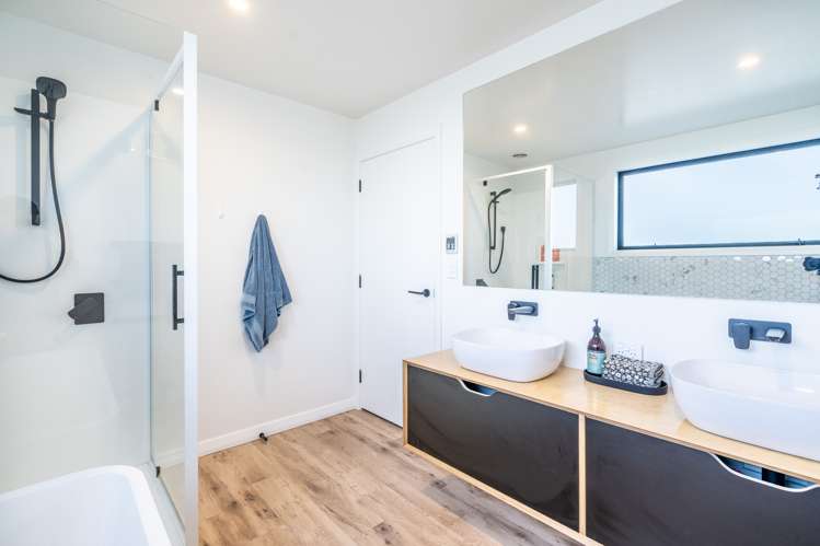 69 Aicken Road Otatara_24