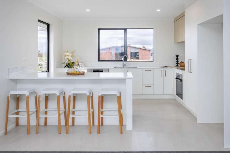 15 Pukaki Place Baverstock_1