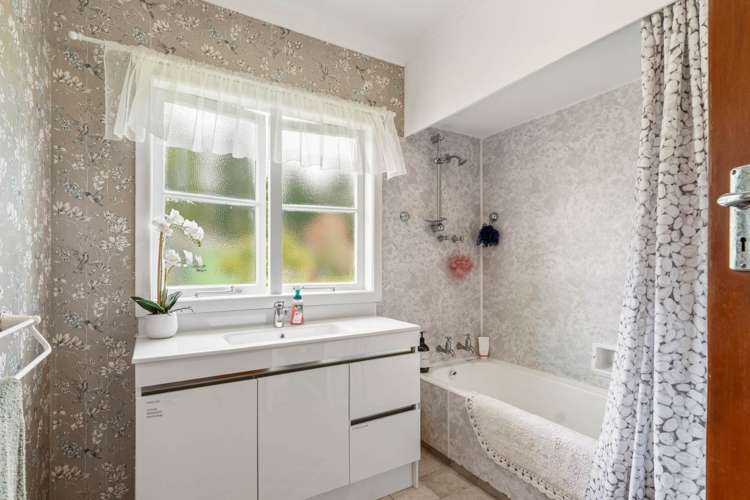 106 Leyland Road Whakamarama_9