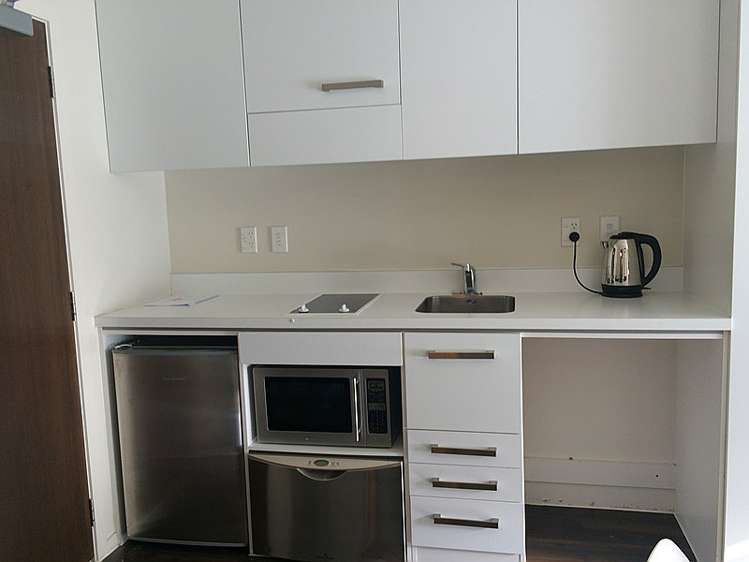 1805/10 Waterloo Quadrant City Centre_5