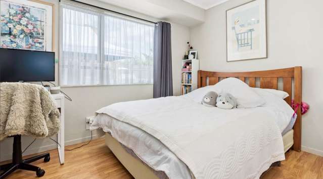 2A Royal View Road Te Atatu South_4