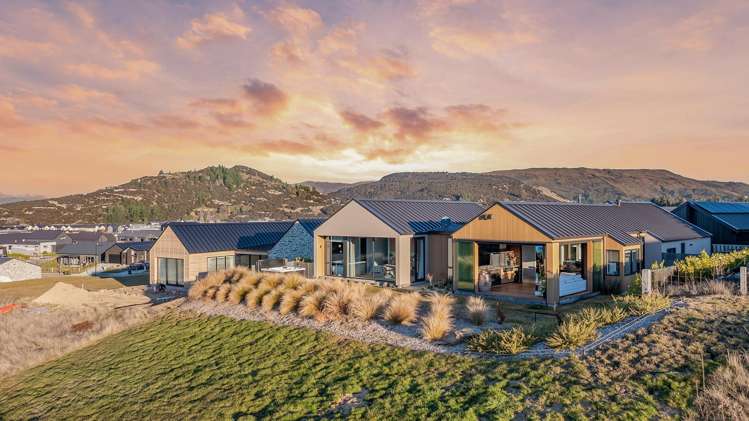 34 Bonspiel Road Wanaka_25