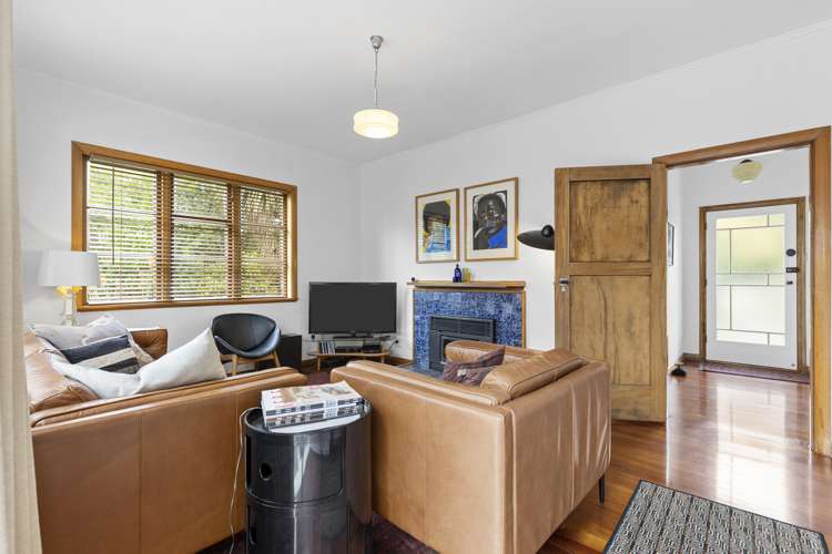 85 Savage Crescent West End_19