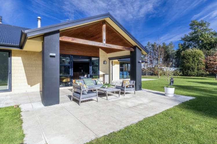 255 Calico Line Marton_3