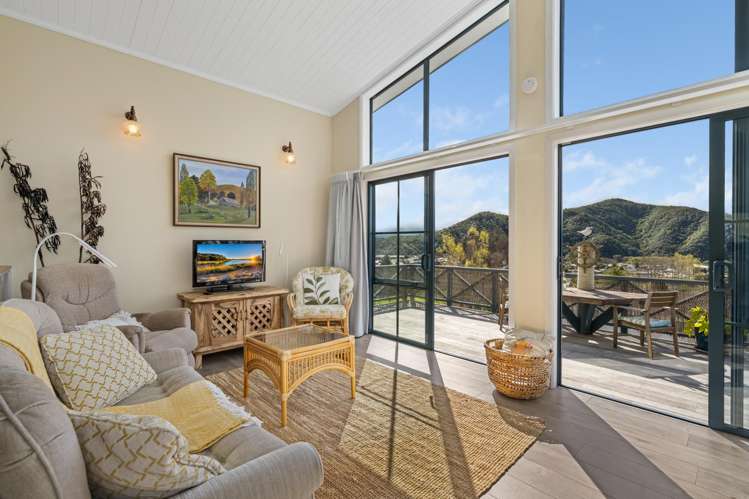 45 Boons Valley Road Waikawa_17