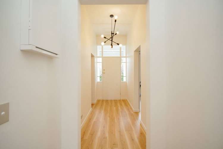 174 MacMaster Street Richmond_14