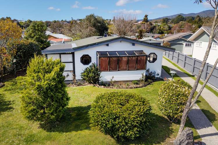 8 Roband Crescent, Brown Owl Brown Owl_20