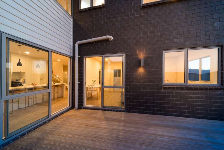 31 Lisnoble Road Flat Bush_24