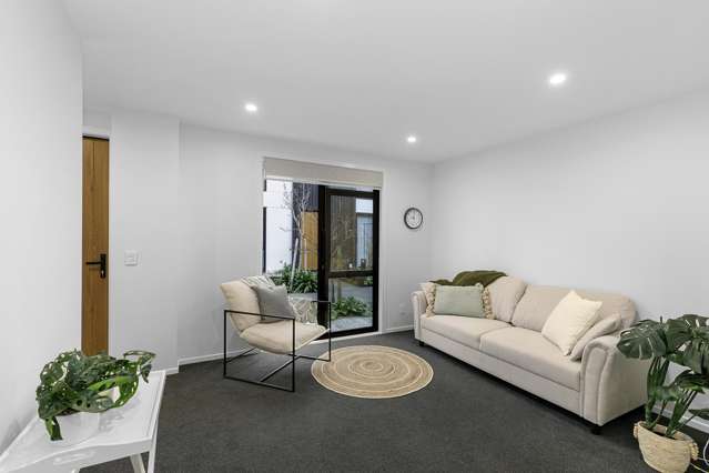 Modern, Central & Low Maintenance - Now $579,000!