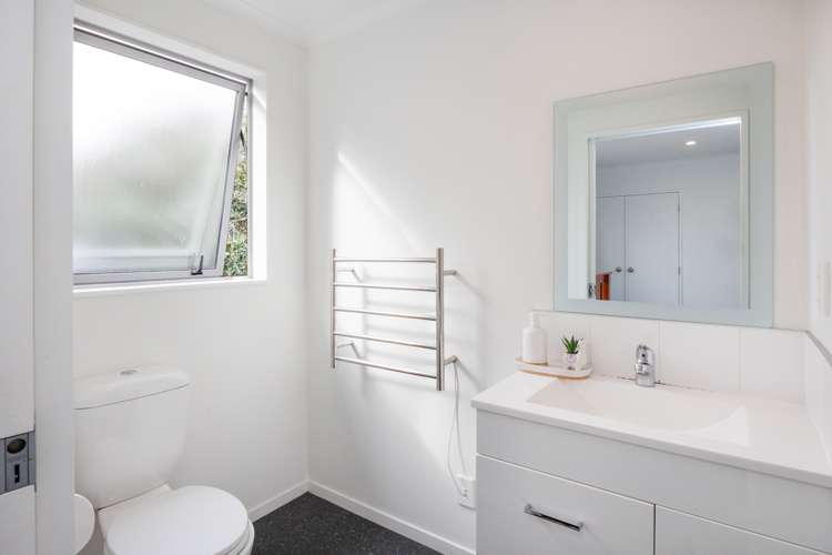 56 Exeter Crescent Takaro_8