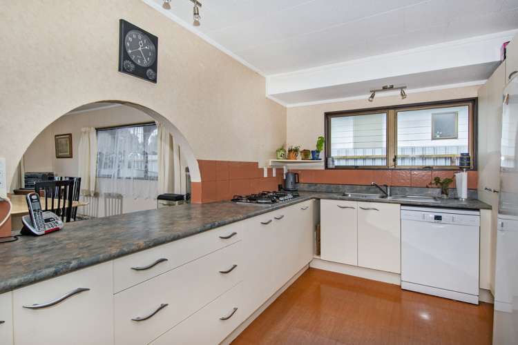 54 Eureka Place Parahaki_6