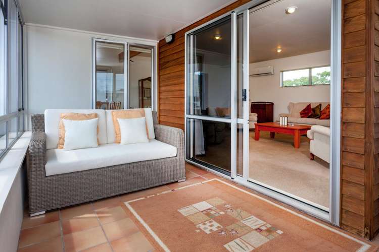 100 Bond Street Whangamata_23