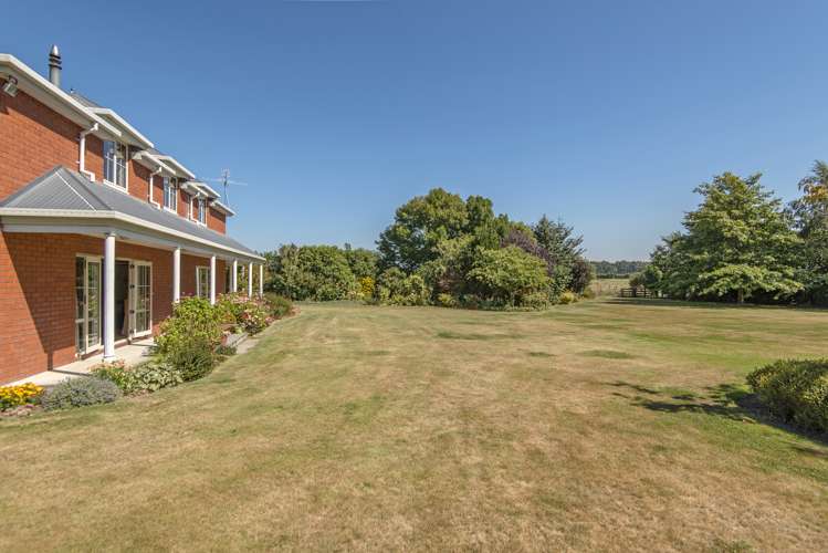 142 River Road Lincoln_14