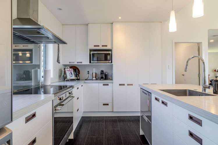 2 Morocco Terrace Kelvin Grove_11