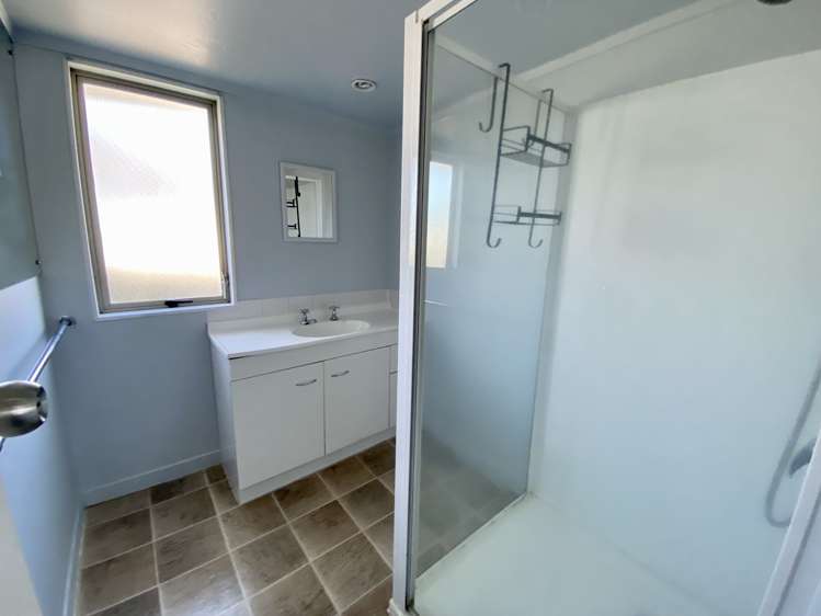 380 Te Atatu Road Te Atatu Peninsula_11