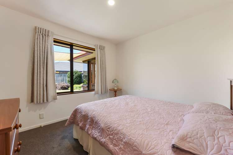 3 Maple Crescent Richmond_13