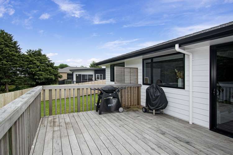 62 Pebble Beach Boulevard Te Kamo_18