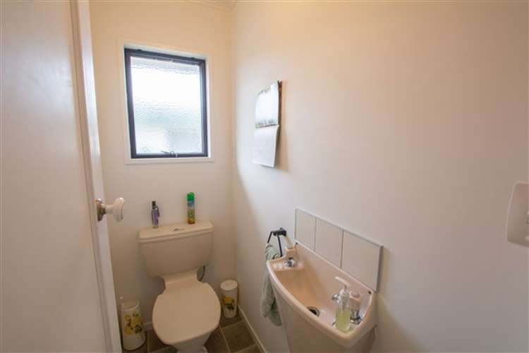17b Laing Place Otumoetai_11