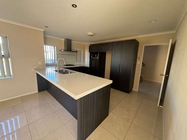 2 Oakhurst Avenue Flat Bush_4