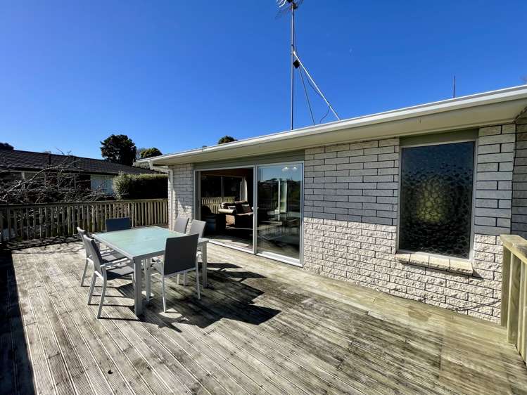 3 Jules Way Otumoetai_12
