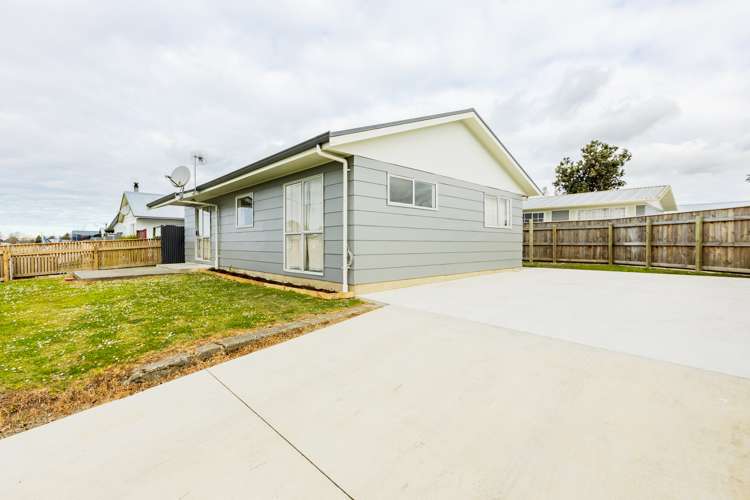 325A Flaxmere Avenue_0