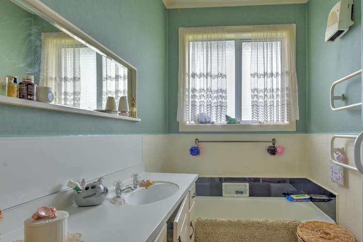 43 Charlton Siding Road Gore Surrounds_12