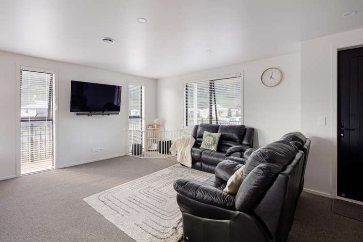 103 Valley Road_4