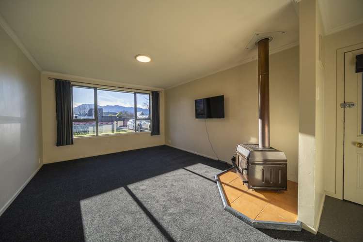 12 Sutherland Street Te Anau_3