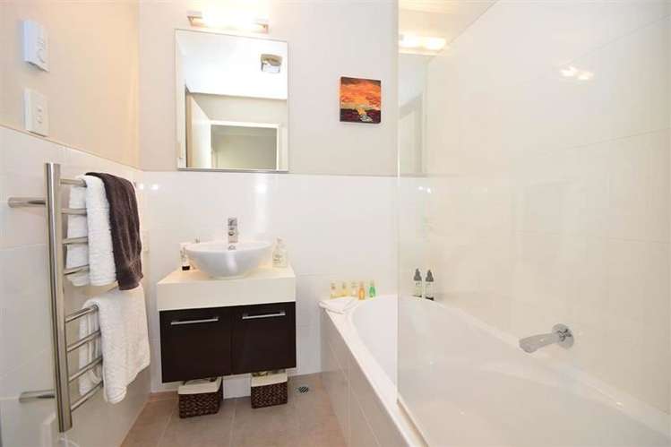 16 Parkside Drive Orewa_12